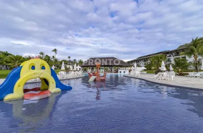 Excelente apartamento mobiliado, localizado em muro alto com 45,18m² de área útil.