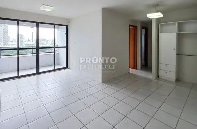 Apartamento com excelente localização,  próximo a igreja da torre!