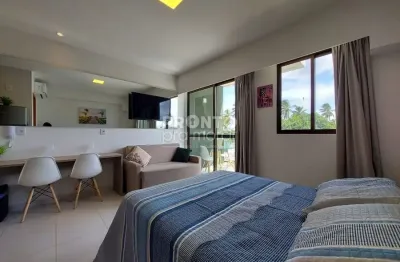 Flat mobiliado com excelente localização em muro alto, próximo ao mar.