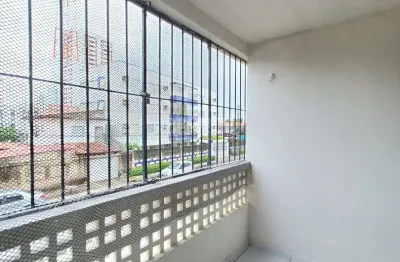 Apartamento com 3 quartos sendo 1 suite em excelente localização - candeias