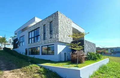 Casa de ampla mobiliada em condomínio fechado com 259,62m² de área privativa!!  perfeito para quem gosta de exclusividade!