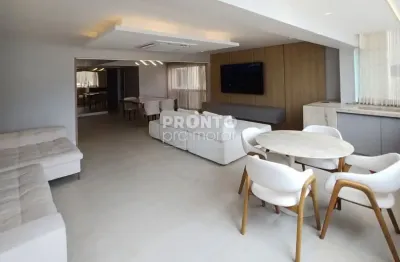 Excelente apartamento mobiliado na avenida boa viagem! com 178,43 m² de área privativa