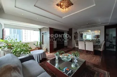 Excelente apartamento localizado em boa viagem com 123,50m².