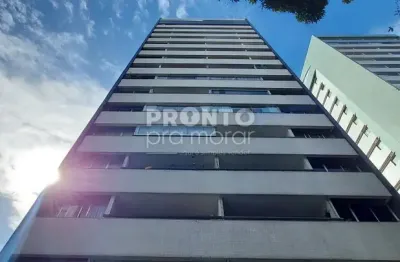 Cobertura duplex com excelente localização no espinheiro, possui 187,90 m² de área construída.