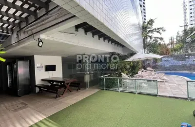 Apartamento com excelente localização no bairro da madalena.