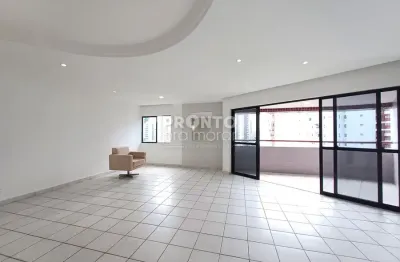 Excelente apartamento localizado no bairro de boa viagem, com 125,54m² de área útil.