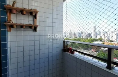 Viva em boa viagem em um apartamento de 64m² com piscina, salão de festas e vaga