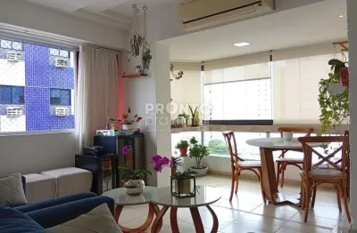 Excelente oportunidade em Candeias!  Apartamento com uma área privativa de 107,54m²