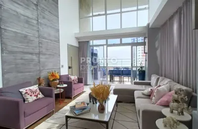 Se você busca um imóvel espaçoso, elegante e em um condomínio com infraestrutura completa em Piedade, este apartamento de 267,50m² é a escolha perfeita para sua família!