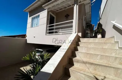 Casa com 3 dormitórios à venda, 121 m² por r$ 570.000,00 - rezende - varginha/mg