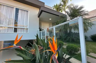 Casa com 3 dormitórios à venda, 284 m² por r$ 1.790.000,00 - campos elíseos - varginha/mg