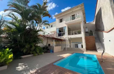 Casa com 3 dormitórios à venda, 225 m² por r$ 980.000,00 - campos elíseos - varginha/mg