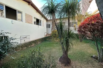 Casa com 4 dormitórios à venda, 300 m² por r$ 950.000,00 - santa luiza - varginha/mg
