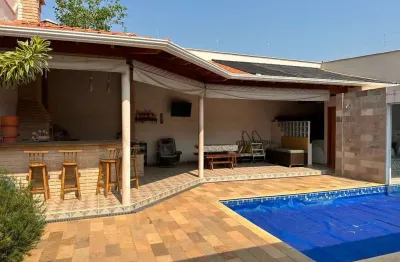 Casa com 3 dormitórios à venda, 195 m² por r$ 950.000,00 - rezende - varginha/mg