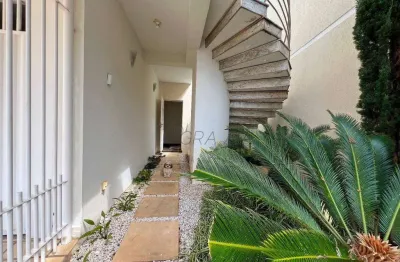 Casa com 3 dormitórios à venda, 496 m² por r$ 1.790.000,00 - centro - varginha/mg
