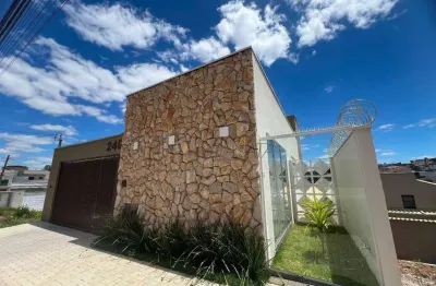 Casa com 3 dormitórios à venda, 163 m² por r$ 750.000,00 - vila verde - varginha/mg