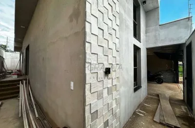 Casa com 3 dormitórios à venda, 183 m² por R$ 920.000,00 - Vila Paiva - Varginha/MG