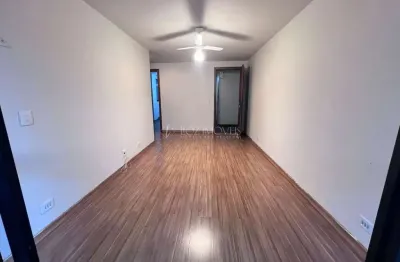 Alugo apartamento padrão com 2 quartos no recreio dos bandeirantes