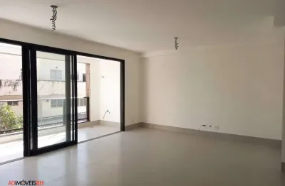 Apartamento cobertura com área de 282m², 04 quartos e 04 vagas de garagem, no