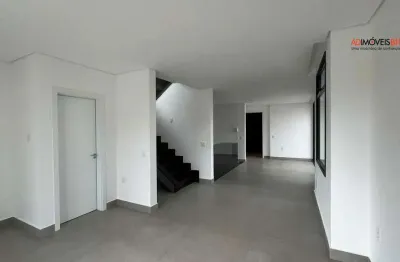 Cobertura top house com área total de 197,46m², 03 suítes, 04 vagas de garagem, no lourdes