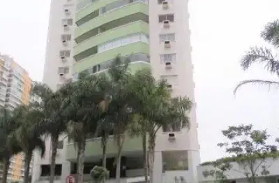 Excelente apartamento: 91m², dois quartos (sendo 1 suíte), sala, varanda, cozinha e dependência de empregada completa.   condomínio com infraestrutura de lazer com piscina, brinquedoteca, salão de fes
