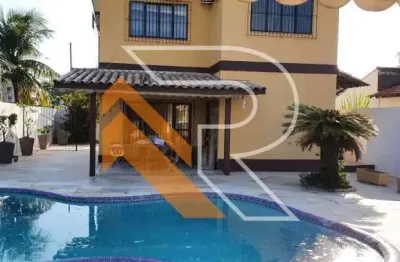 Casa com 4 quartos à venda na rua santo antônio, itaipu, niterói, 126 m2 por r$ 820.000
