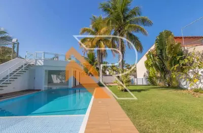 À venda casa com 05 quartos, com 800m de terreno em camboinhas, região oceânica de niterói - rj