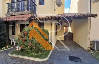 À venda de casa em condomínio com 03 quartos em itaipu, região oceânica- niterói, rj.