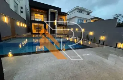 Casa com 4 quartos à venda na rua achylles de albuquerque oliveira, camboinhas, niterói, 360 m2 por r$ 3.150.000