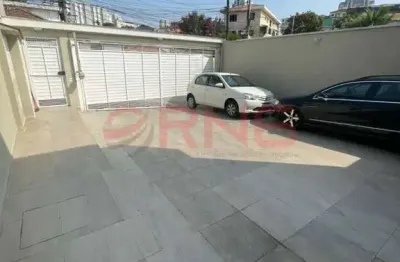 Sobrado à venda em condomínio fechado ? chora menino