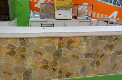 Quiosque para alugar dentro do atacadão vila guilherme, 8m2, com toda a estrutura que o local.