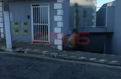 Casa emà venda  cond. fechado 3 dorms 1 suíte sala cozinha 2 banheiros 2 vagas churrasqueira 630.000