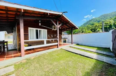 Casa mobiliada à venda | 3 dormitórios | piscina | em ubatuba - sp