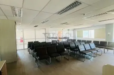 Ponto comercial com 28 salas para alugar na Avenida Senador Teotônio Vilela, 4.500, Cidade Dutra, São Paulo