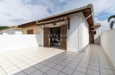 Casa com 2 quartos para alugar na Rua José da Fonseca Nadaes, 250, Jardim Sabará, São Paulo