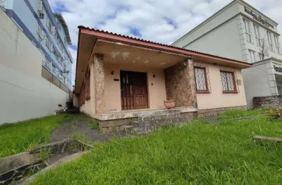 Casa comercial versátil à venda ou para locação no centro de gravataí