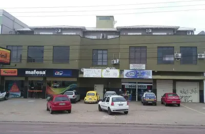 Sala comercial de 60m² com banheiro social para aluguel