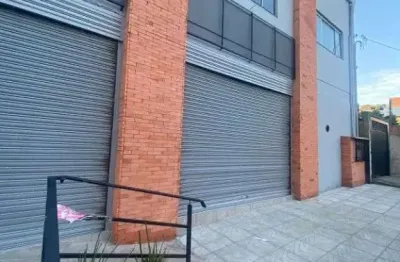 Alugue ampla loja de 175m² em localização estratégica