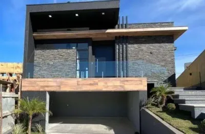Casa de luxo no condomínio província di pordenone: o seu refúgio de elegância e conforto