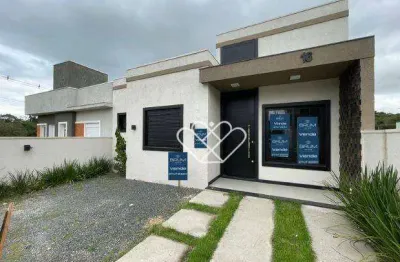 Casa espaçosa de 3 dormitórios com piscina e área de lazer