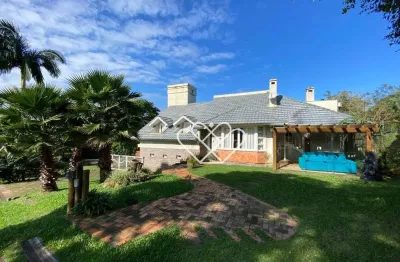Casa de alto padrão com suítes, piscina e varanda gourmet no condomínio paragem verdes campos