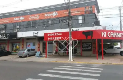Sala Comercial de 240m² no Bairro Barnabé - Ideal para Restaurante ou Salão de Festas