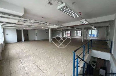 Oportunidade Imperdível: Loja no Coração da Cidade para Aluguel!