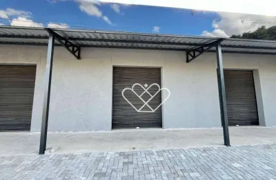 Esta loja de 50m² está localizada em uma área estratégica do bairro barnabé, oferecendo uma excelente oportunidade para quem busca um espaço prático e