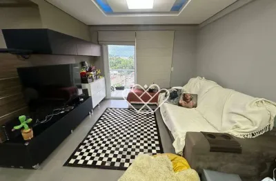 Encantadora casa com 3 quartos e área de lazer privativa!