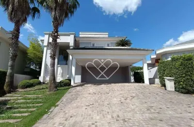 Casa com 4 Dormitórios e Piscina – O Lar dos Seus Sonhos Espera por Você!