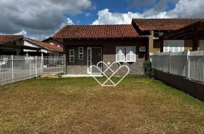 Oportunidade imperdível: casa com 2 dormitórios e 3 vagas em localização privilegiada!