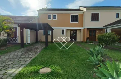 Casa com suíte e quintal amplo no condomínio reserva do arvoredo