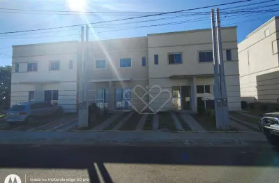 Sobrado em condomínio com quintal privativo – conforto e segurança para sua família