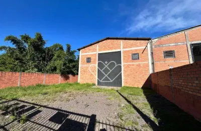 Pavilhão comercial à venda ou para locação com amplo terreno em Gravataí